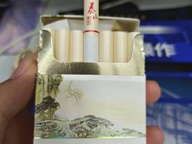 泰山(青秀)香烟价格表_批发价多少钱一盒5