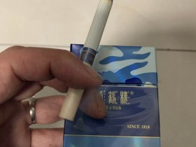 黄鹤楼(为了谁·海彩硬)香烟价格表_多少钱一盒5