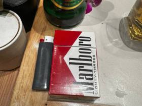 万宝路(美产83S硬红加税版)香烟价格表_Marlboro EIGHTY THREES多少钱一盒5