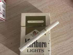 万宝路(美产硬特醇专卖版)香烟价格表_万宝路美产中免版(Marlboro Lights)多少钱一盒2