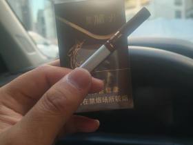 兰州(飞天)香烟价格表_多少钱一盒1