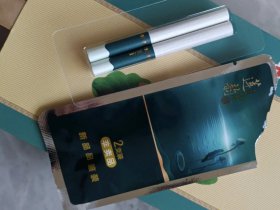 钻石(莲韵)香烟价格表_多少钱一盒6