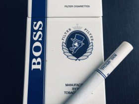 老板(蓝)香烟价格表_缅甸免税硬蓝白Boss多少钱一盒1