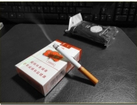 云烟(云龙)香烟价格表_云烟云龙老版多少钱一盒5