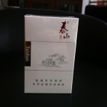 泰山(8mg)香烟价格表_批发价多少钱一盒3