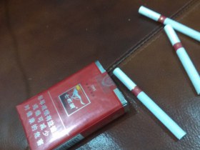 七匹狼(软红1995)香烟价格表_批发价多少钱一盒6