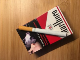 万宝路(硬红)香烟价格表_批发价多少钱一盒6