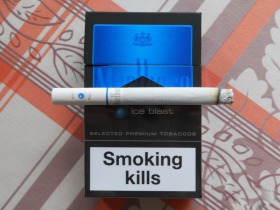 万宝路(硬冰爵中免版)香烟价格表_万宝路黑冰中免版（Marlboro Ice Blast）多少钱一盒3