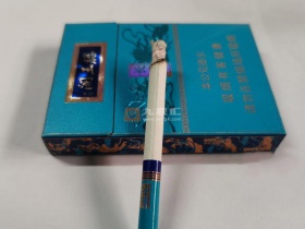 金圣(滕王阁长天)香烟价格表_多少钱一盒5