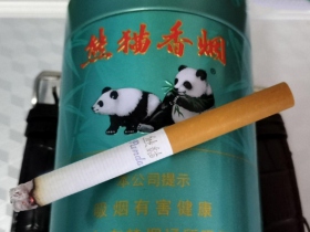 熊猫(听50支)香烟价格表_多少钱一盒5