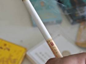 芙蓉王(匠心手作)香烟价格表_多少钱一盒2