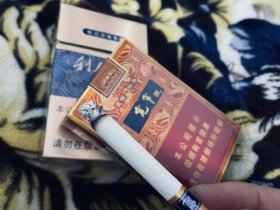 宽窄(五粮醇香)香烟价格表_娇子(宽窄)五粮醇香多少钱一盒5