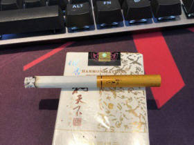 白沙(软和天下檀香)香烟价格表_多少钱一盒1