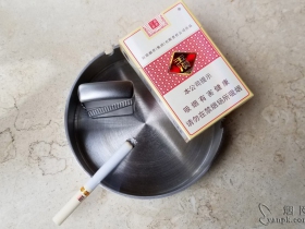 玉溪(清香世家)香烟价格表_多少钱一盒4
