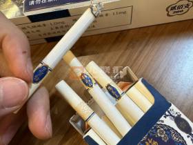 梅花王(硬蓝)香烟价格表_多少钱一盒3